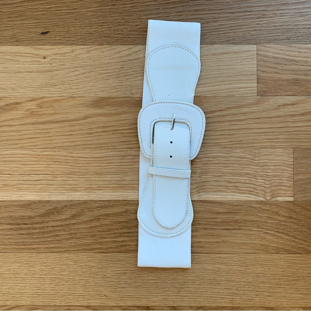 70s MOD chunky white belt